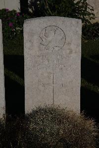 Terlincthun British Cemetery Wimille - Wright, F