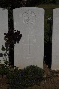 Terlincthun British Cemetery Wimille - Yates, F