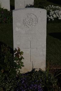 Terlincthun British Cemetery Wimille - Yates, George Herbert Fourth
