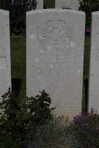 Terlincthun British Cemetery Wimille - Yeaman, G