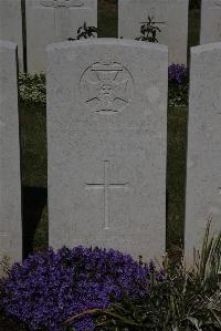 Terlincthun British Cemetery Wimille - York, John Henry