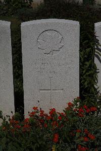Terlincthun British Cemetery Wimille - Zetterland, J E