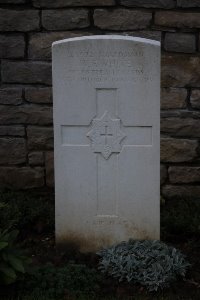 St. Hilaire Les Cambrai British Cemetery - White, William Frederick