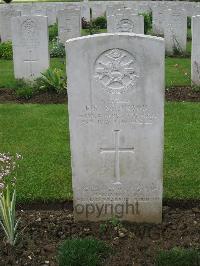 Warlincourt Halte British Cemetery Saulty - Robinson, Frank Bradbury