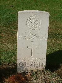 Naples War Cemetery - Alder, James