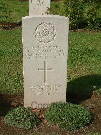Naples War Cemetery - Alexander, Hector William George