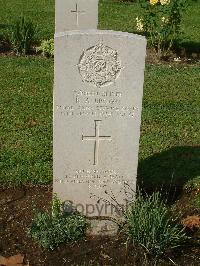 Naples War Cemetery - Brown, Reginald John