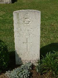 Naples War Cemetery - Campbell, Thomas