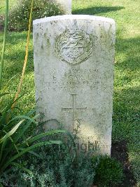 Naples War Cemetery - Carter, Edward Frank