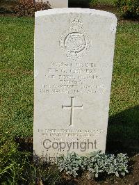 Naples War Cemetery - Chivers, Benjamin Peter Gilling