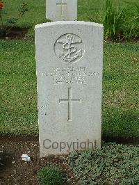 Naples War Cemetery - Croft, William Robert