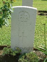 Naples War Cemetery - Derham, Kenneth