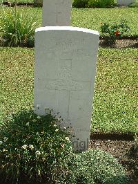 Naples War Cemetery - Dixon, Leonard