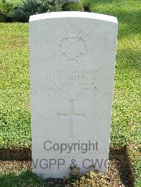 Naples War Cemetery - Dutton, Henry John