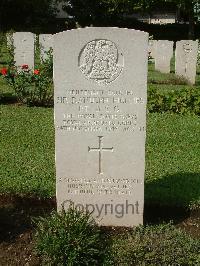 Naples War Cemetery - Fiennes, Sir Ranulph