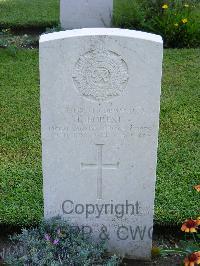 Naples War Cemetery - Forrest, Thomas