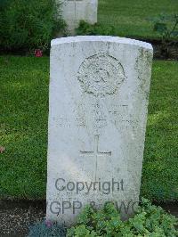 Naples War Cemetery - Golder, C P