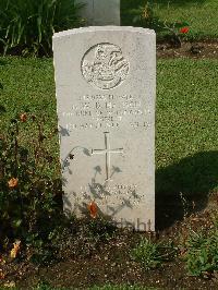 Naples War Cemetery - Hanson, Roy William Dick