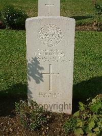 Naples War Cemetery - Henderson, Edward Robb