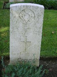 Naples War Cemetery - Herbert, Robert James