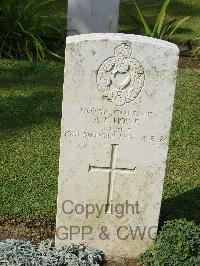 Naples War Cemetery - Howe, Arthur Edward