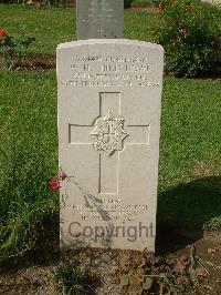 Naples War Cemetery - Howe, William Henry (Bill)