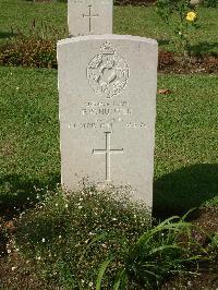 Naples War Cemetery - Hunter, Frederick William
