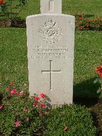 Naples War Cemetery - Illingworth, Vivian Richard