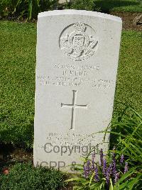 Naples War Cemetery - Kerr, Peter