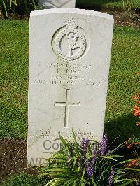 Naples War Cemetery - Kirk, Edward
