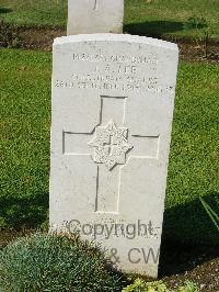 Naples War Cemetery - Lee, George Audenby