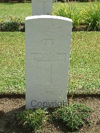 Naples War Cemetery - Lowth, William Arthur