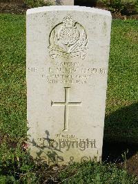 Naples War Cemetery - MacLeod, Sir Ian Francis Norman