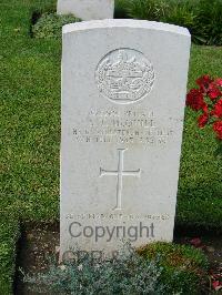 Naples War Cemetery - McClutchie, Bill
