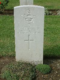 Naples War Cemetery - Moores, John William