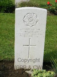 Naples War Cemetery - Mullineaux, Rowland