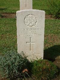 Naples War Cemetery - Munro, James