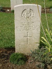 Naples War Cemetery - Phate, M