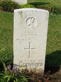 Naples War Cemetery - Piers, J P R