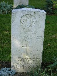 Naples War Cemetery - Pirie, William George