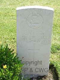 Naples War Cemetery - Prentice, Bertram George