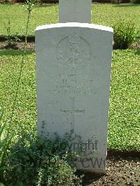 Naples War Cemetery - Priest, Geoffrey Harold