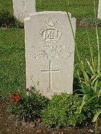 Naples War Cemetery - Reader, Walter John