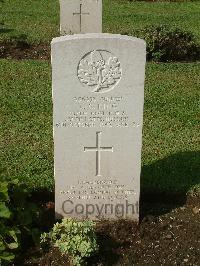 Naples War Cemetery - Ring, Leslie Charles