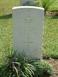 Naples War Cemetery - Roberts, John Morris