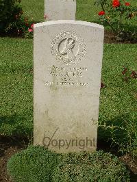 Naples War Cemetery - Ruiters, W