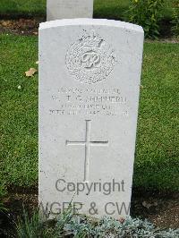 Naples War Cemetery - Shepherd, William Thomas George
