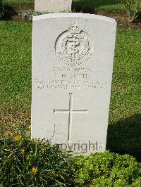 Naples War Cemetery - Smith, Samuel Herbert