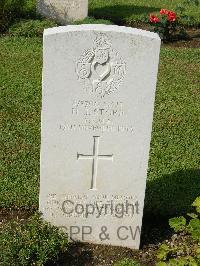 Naples War Cemetery - Storr, Harold John