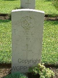 Naples War Cemetery - Ward, Leonard Ronald
